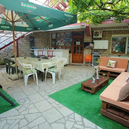 מוסטר Guesthouse Adi מראה חיצוני תמונה