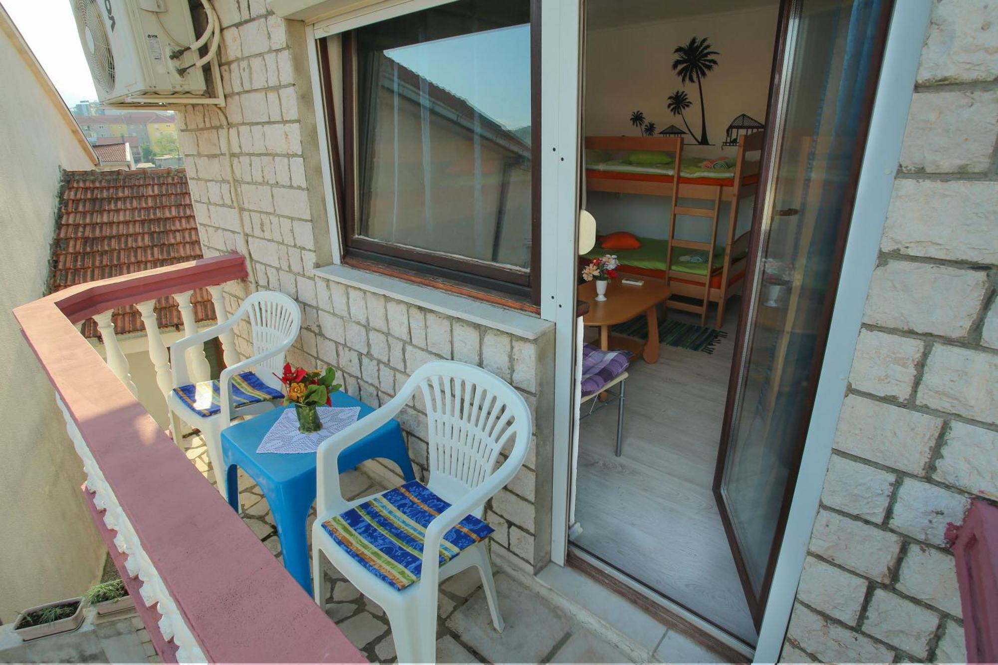 מוסטר Guesthouse Adi מראה חיצוני תמונה